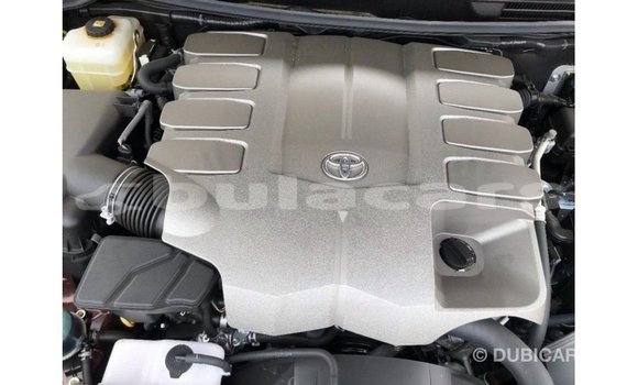 Buy Import Toyota Land Cruiser Other Car in Import - Dubai in Central Buy Import Toyota Land Cruiser Other Car in Import - Dubai in Central