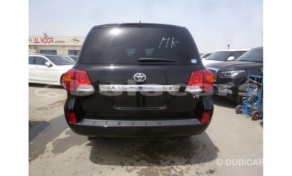 Buy Import Toyota Land Cruiser Black Car in Import - Dubai in Central Buy Import Toyota Land Cruiser Black Car in Import - Dubai in Central