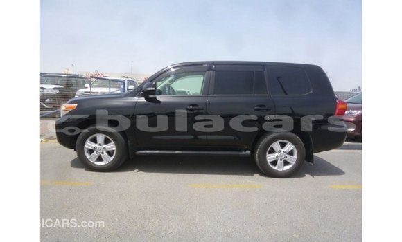Buy Import Toyota Land Cruiser Black Car in Import - Dubai in Central Buy Import Toyota Land Cruiser Black Car in Import - Dubai in Central