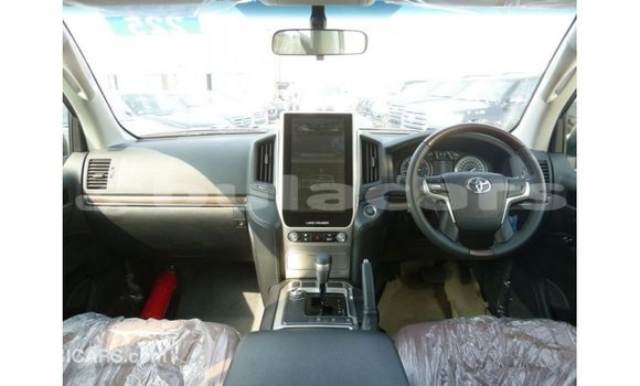 Buy Import Toyota Land Cruiser Black Car in Import - Dubai in Central Buy Import Toyota Land Cruiser Black Car in Import - Dubai in Central