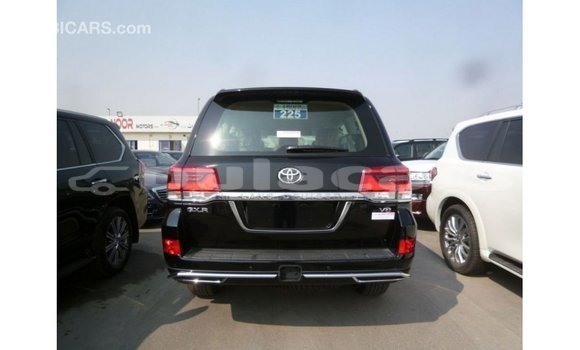 Buy Import Toyota Land Cruiser Black Car in Import - Dubai in Central Buy Import Toyota Land Cruiser Black Car in Import - Dubai in Central