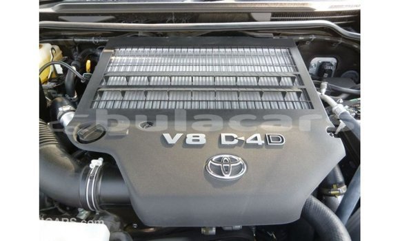 Buy Import Toyota Land Cruiser Black Car in Import - Dubai in Central Buy Import Toyota Land Cruiser Black Car in Import - Dubai in Central