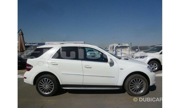 Buy Import Mercedes-Benz 190 White Car in Import - Dubai in Central Buy Import Mercedes-Benz 190 White Car in Import - Dubai in Central