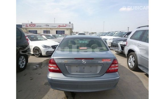 Buy Import Mercedes-Benz 190 Blue Car in Import - Dubai in Central Buy Import Mercedes-Benz 190 Blue Car in Import - Dubai in Central