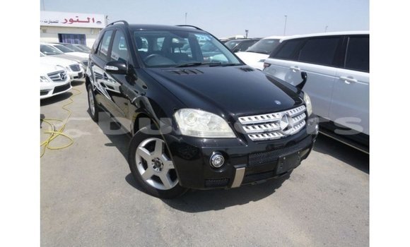 Buy Import Mercedes-Benz 190 Black Car in Import - Dubai in Central Buy Import Mercedes-Benz 190 Black Car in Import - Dubai in Central
