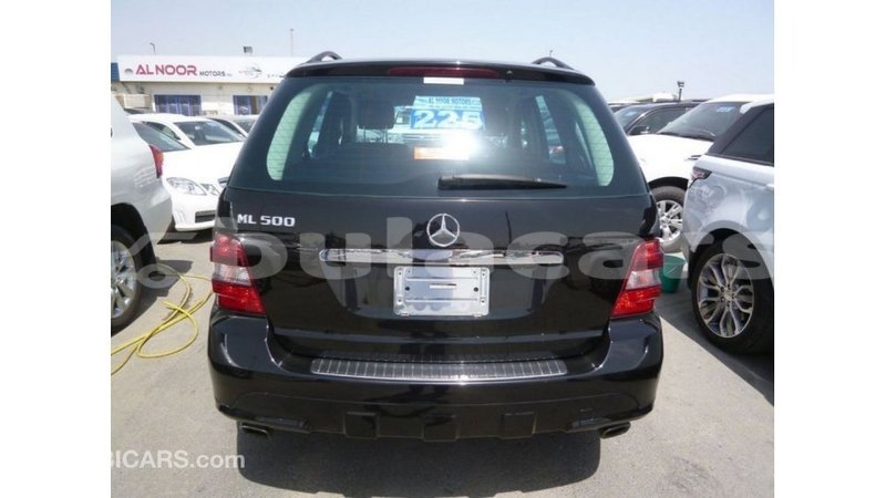 Big with watermark mercedes benz 190 central import dubai 6438
