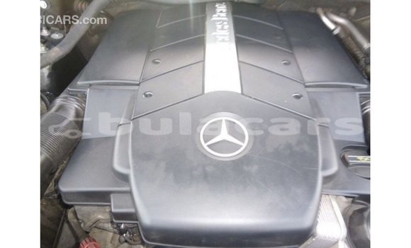 Buy Import Mercedes-Benz 190 Black Car in Import - Dubai in Central Buy Import Mercedes-Benz 190 Black Car in Import - Dubai in Central