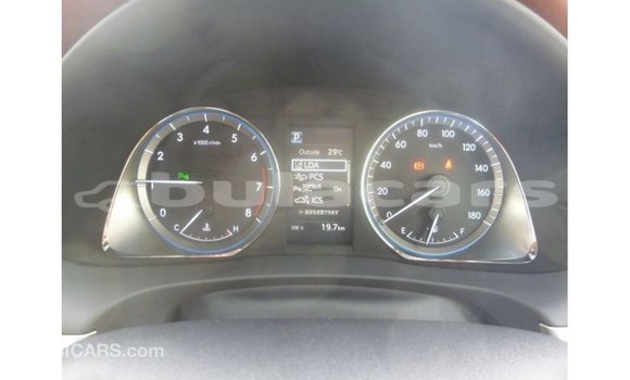 Acheter Import Voiture Toyota Harrier Rouge à Import - Dubai, Central Acheter Import Voiture Toyota Harrier Rouge à Import - Dubai, Central