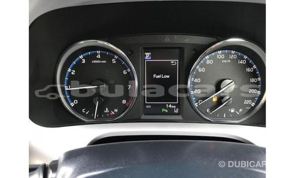 Acheter Import Voiture Toyota 4Runner Blanc à Import - Dubai, Central Acheter Import Voiture Toyota 4Runner Blanc à Import - Dubai, Central