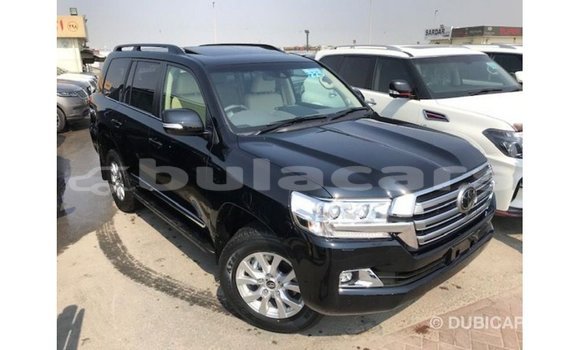 Acheter Import Voiture Toyota Land Cruiser Noir à Import - Dubai, Central Acheter Import Voiture Toyota Land Cruiser Noir à Import - Dubai, Central