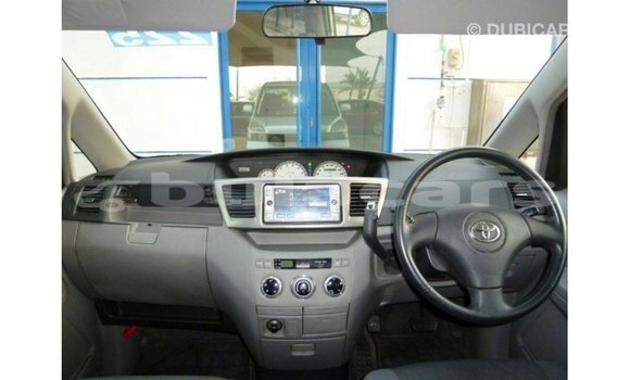 Buy Import Toyota Voxy Grey Car in Import - Dubai in Central Buy Import Toyota Voxy Grey Car in Import - Dubai in Central
