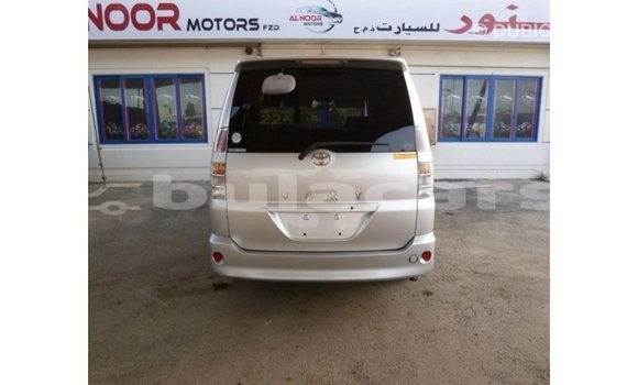 Buy Import Toyota Voxy Grey Car in Import - Dubai in Central Buy Import Toyota Voxy Grey Car in Import - Dubai in Central