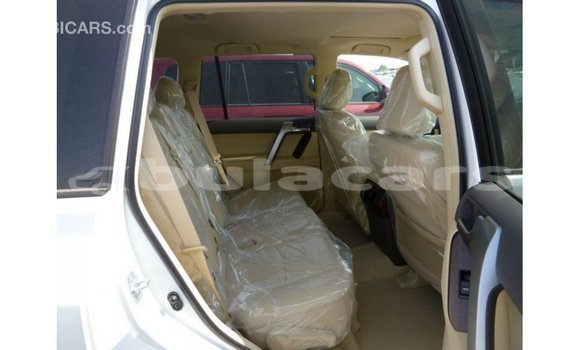 Buy Import Toyota Prado White Car in Import - Dubai in Central Buy Import Toyota Prado White Car in Import - Dubai in Central