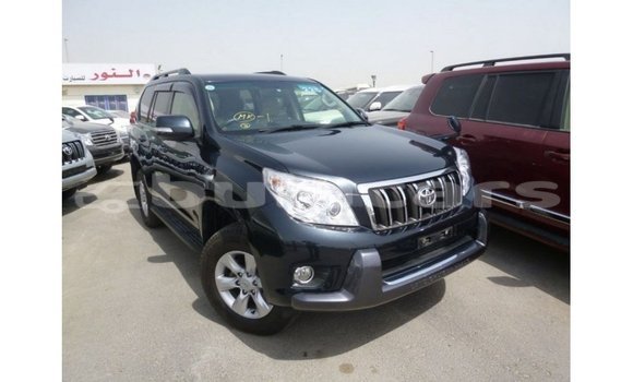 Acheter Import Voiture Toyota Prado Bleu à Import - Dubai, Central Acheter Import Voiture Toyota Prado Bleu à Import - Dubai, Central