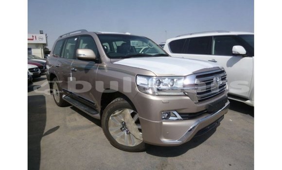 Acheter Import Voiture Toyota Land Cruiser Autre à Import - Dubai, Central Acheter Import Voiture Toyota Land Cruiser Autre à Import - Dubai, Central