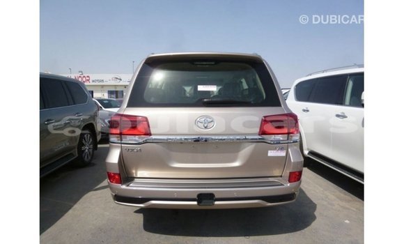 Acheter Import Voiture Toyota Land Cruiser Autre à Import - Dubai, Central Acheter Import Voiture Toyota Land Cruiser Autre à Import - Dubai, Central