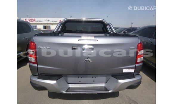 Buy Import Mitsubishi i Grey Car in Import - Dubai in Central Buy Import Mitsubishi i Grey Car in Import - Dubai in Central