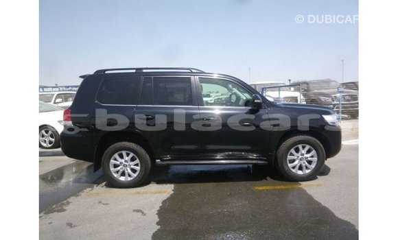 Buy Import Toyota Land Cruiser Black Car in Import - Dubai in Central Buy Import Toyota Land Cruiser Black Car in Import - Dubai in Central