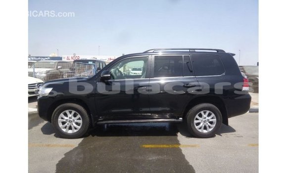 Buy Import Toyota Land Cruiser Black Car in Import - Dubai in Central Buy Import Toyota Land Cruiser Black Car in Import - Dubai in Central
