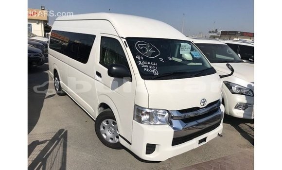 Buy Import Toyota Hiace White Car in Import - Dubai in Central Buy Import Toyota Hiace White Car in Import - Dubai in Central