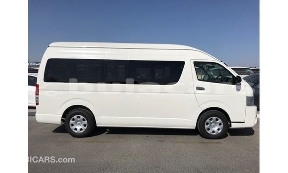 Buy Import Toyota Hiace White Car in Import - Dubai in Central Buy Import Toyota Hiace White Car in Import - Dubai in Central
