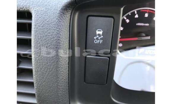 Buy Import Toyota Hiace White Car in Import - Dubai in Central Buy Import Toyota Hiace White Car in Import - Dubai in Central