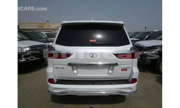 Buy Import Lexus LX White Car in Import - Dubai in Central Buy Import Lexus LX White Car in Import - Dubai in Central