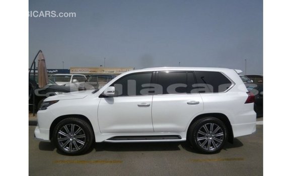 Buy Import Lexus LX White Car in Import - Dubai in Central Buy Import Lexus LX White Car in Import - Dubai in Central