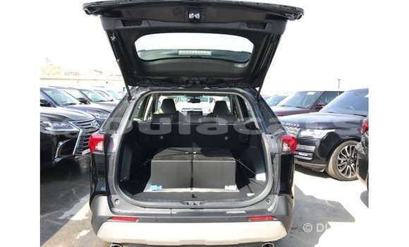 Buy Import Toyota 4Runner Black Car in Import - Dubai in Central Buy Import Toyota 4Runner Black Car in Import - Dubai in Central