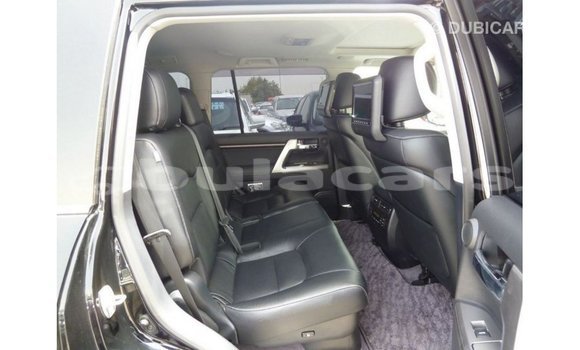 Buy Import Toyota Land Cruiser Black Car in Import - Dubai in Central Buy Import Toyota Land Cruiser Black Car in Import - Dubai in Central