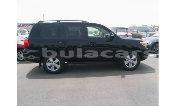 Buy Import Toyota Land Cruiser Black Car in Import - Dubai in Central Buy Import Toyota Land Cruiser Black Car in Import - Dubai in Central
