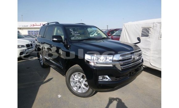 Buy Import Toyota Land Cruiser Black Car in Import - Dubai in Central Buy Import Toyota Land Cruiser Black Car in Import - Dubai in Central