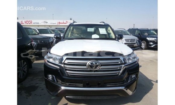 Buy Import Toyota Land Cruiser Black Car in Import - Dubai in Central Buy Import Toyota Land Cruiser Black Car in Import - Dubai in Central