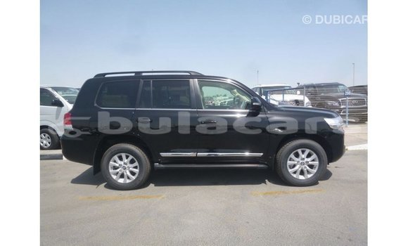 Buy Import Toyota Land Cruiser Black Car in Import - Dubai in Central Buy Import Toyota Land Cruiser Black Car in Import - Dubai in Central