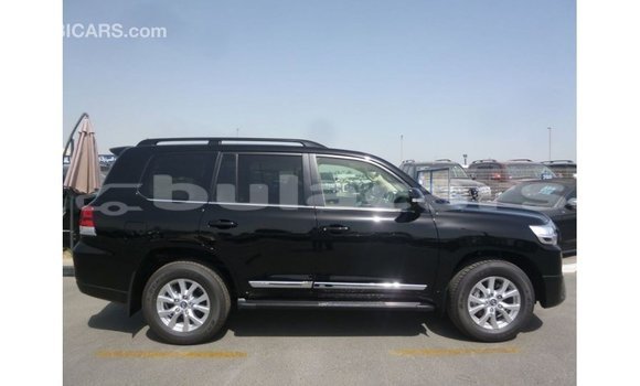Buy Import Toyota Land Cruiser Black Car in Import - Dubai in Central Buy Import Toyota Land Cruiser Black Car in Import - Dubai in Central