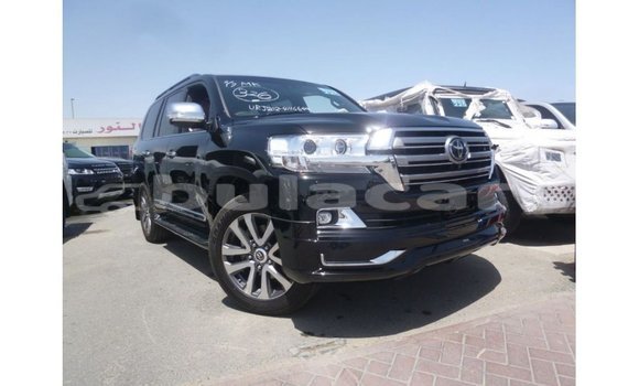 Buy Import Toyota Land Cruiser Black Car in Import - Dubai in Central Buy Import Toyota Land Cruiser Black Car in Import - Dubai in Central