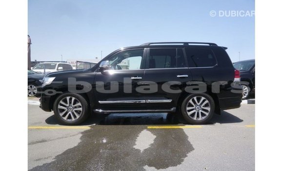 Buy Import Toyota Land Cruiser Black Car in Import - Dubai in Central Buy Import Toyota Land Cruiser Black Car in Import - Dubai in Central