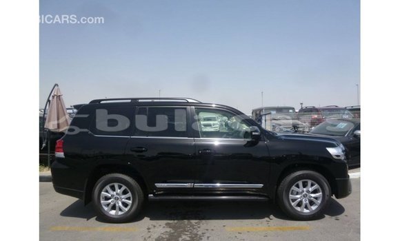 Buy Import Toyota Land Cruiser Black Car in Import - Dubai in Central Buy Import Toyota Land Cruiser Black Car in Import - Dubai in Central
