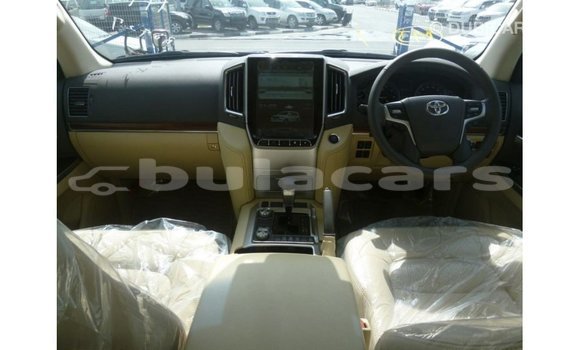 Buy Import Toyota Land Cruiser Other Car in Import - Dubai in Central Buy Import Toyota Land Cruiser Other Car in Import - Dubai in Central
