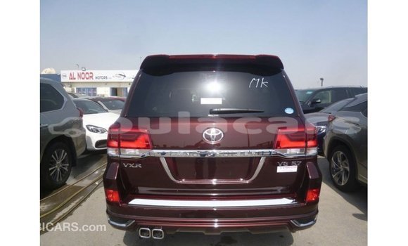 Buy Import Toyota Land Cruiser Other Car in Import - Dubai in Central Buy Import Toyota Land Cruiser Other Car in Import - Dubai in Central