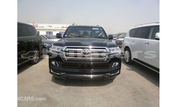 Acheter Import Voiture Toyota Land Cruiser Noir à Import - Dubai, Central Acheter Import Voiture Toyota Land Cruiser Noir à Import - Dubai, Central