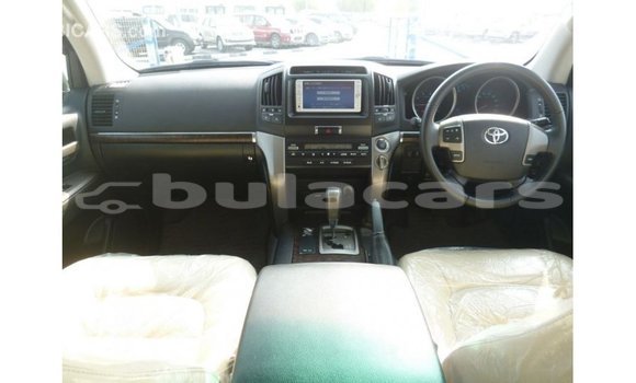 Buy Import Toyota Land Cruiser Grey Car in Import - Dubai in Central Buy Import Toyota Land Cruiser Grey Car in Import - Dubai in Central