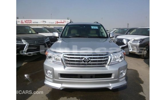 Buy Import Toyota Land Cruiser Grey Car in Import - Dubai in Central Buy Import Toyota Land Cruiser Grey Car in Import - Dubai in Central