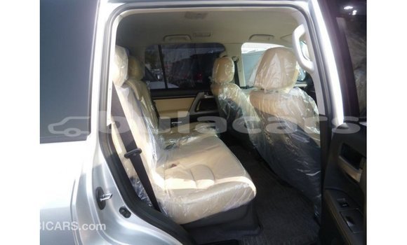 Buy Import Toyota Land Cruiser Grey Car in Import - Dubai in Central Buy Import Toyota Land Cruiser Grey Car in Import - Dubai in Central