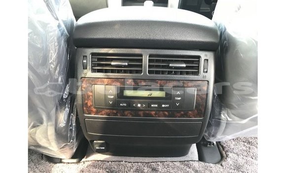 Buy Import Toyota Land Cruiser Other Car in Import - Dubai in Central Buy Import Toyota Land Cruiser Other Car in Import - Dubai in Central