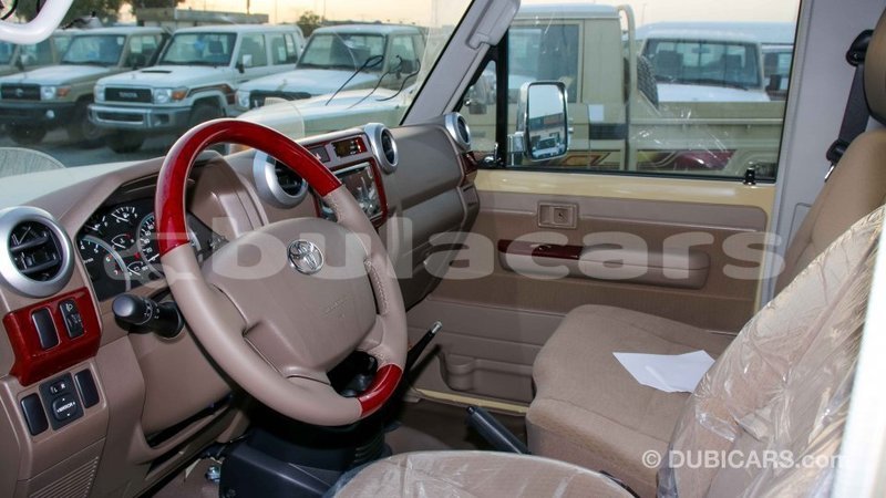 Big with watermark toyota land cruiser central import dubai 6541
