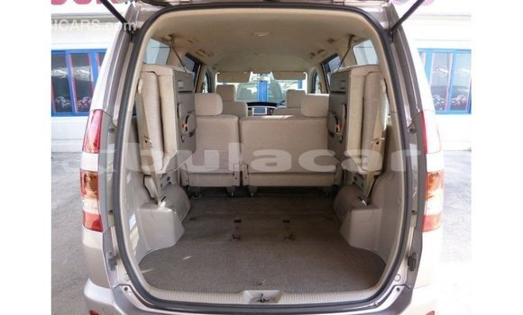 Buy Import Toyota Voxy Other Car in Import - Dubai in Central Buy Import Toyota Voxy Other Car in Import - Dubai in Central