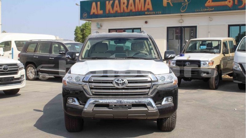 Big with watermark toyota land cruiser central import dubai 6548