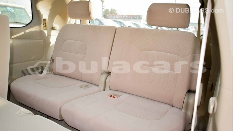 Big with watermark toyota land cruiser central import dubai 6550