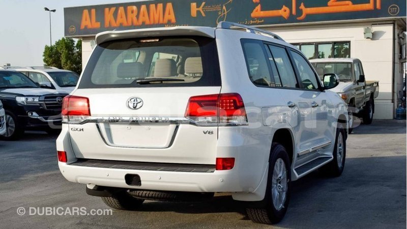 Big with watermark toyota land cruiser central import dubai 6550